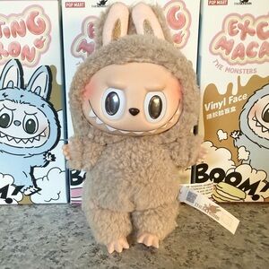 LABUBU Exciting Macaron Series - Toffee